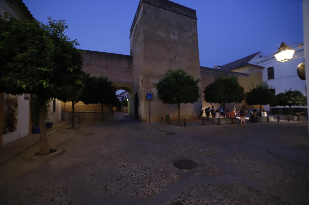Apartamento En San Basilio Junto A Torre De Belen Cordoue Extérieur photo
