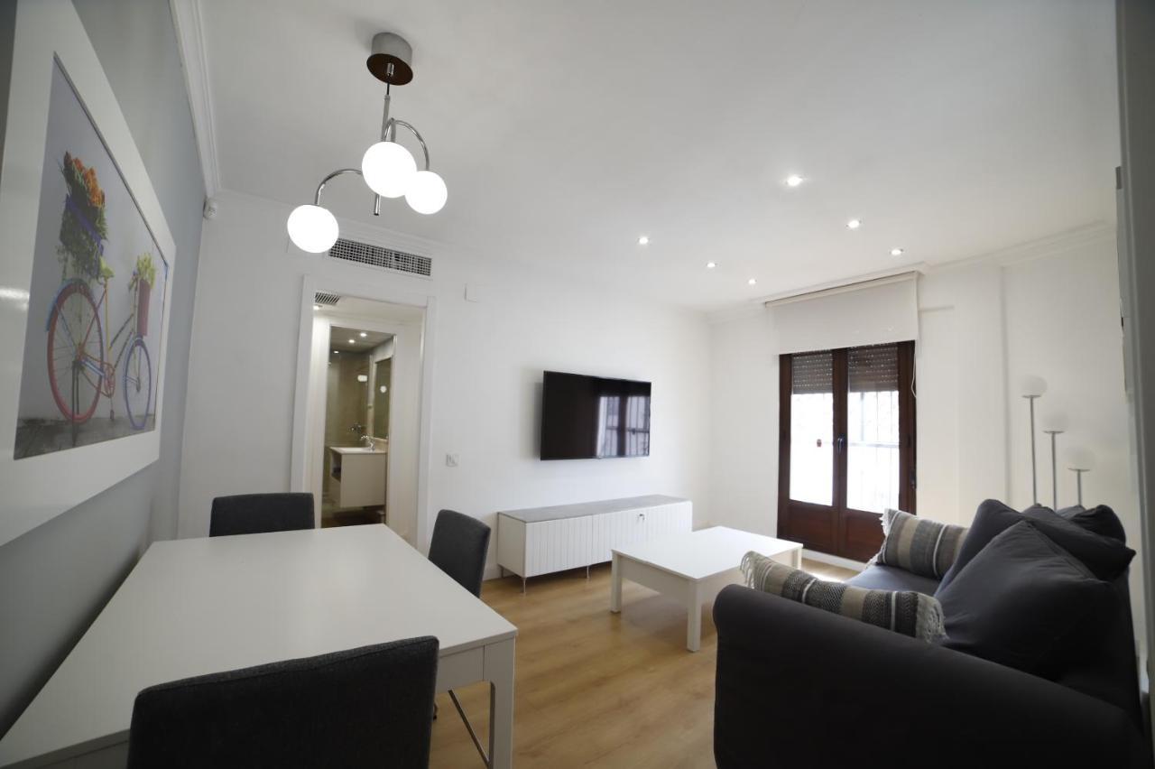 Apartamento En San Basilio Junto A Torre De Belen Cordoue Extérieur photo